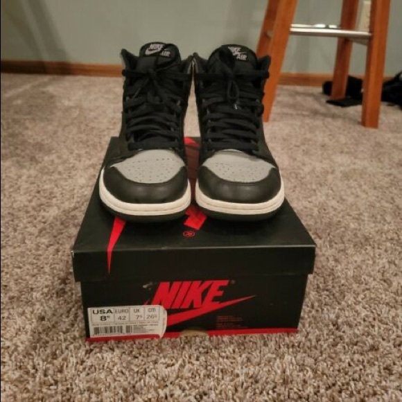 Air Jordan 1's Shadow!